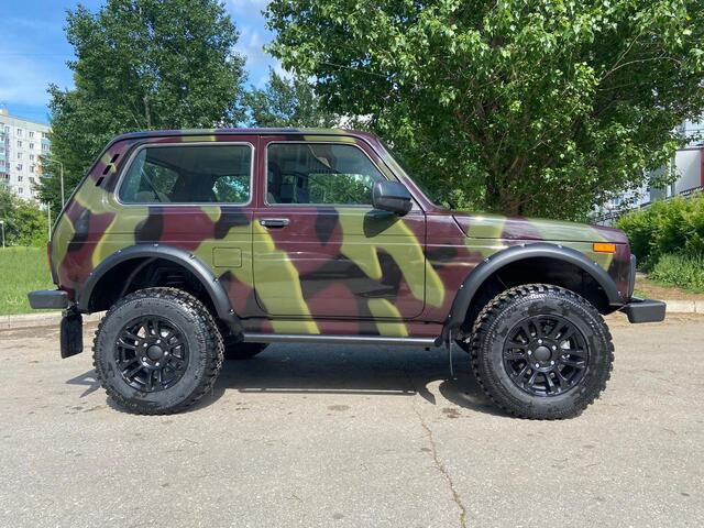 lada4x4P_4